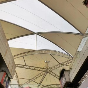 سقف یک مرکز خرید در هوژو، چین