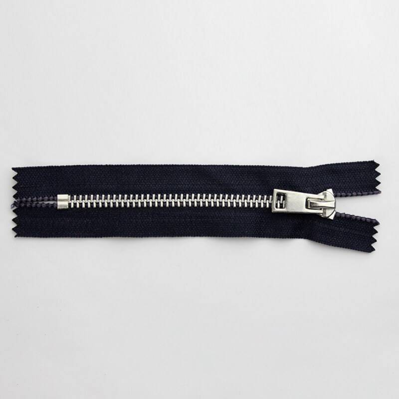 Zipper China 5# Metal Y Teeth Makintab na Silver Zipper C/E Itinatampok na Larawan