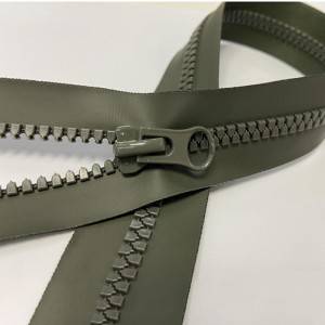 Kundenspezifischer Jean-Reißverschluss 8 # Plastikreißverschluss-Dreieckszähne mit wasserdichtem O / E