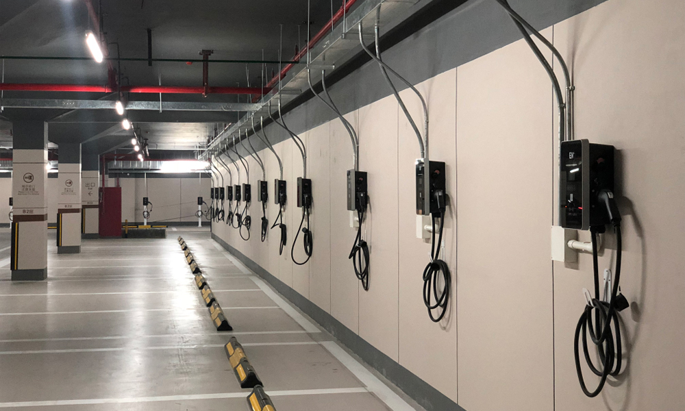 BT Group to turn old street cabinets into electric vehicle charging points