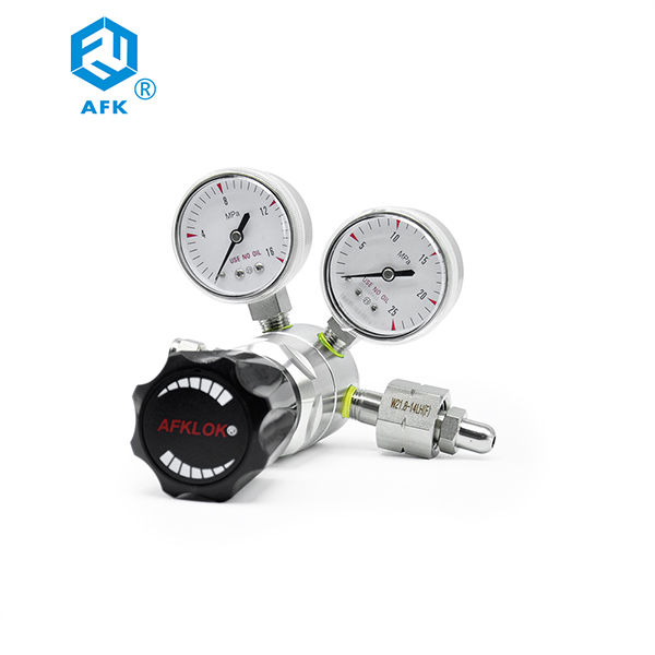 AFK Wysokociśnieniowy jednostopniowy precyzyjny regulator ciśnienia podtlenku azotu ze stali nierdzewnej 25Mpa OEM ODM Polecany obraz