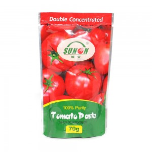 Tomatenpasta of saus yn steande sachets (doypack)