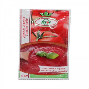 Tempel tomat utawa saus utawa ketchup ing sachet bantal cilik