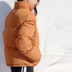 Rūpnīcas oriģinālā ražotāja pielāgota ziemas siltā virsdrēbju sieviešu jaka