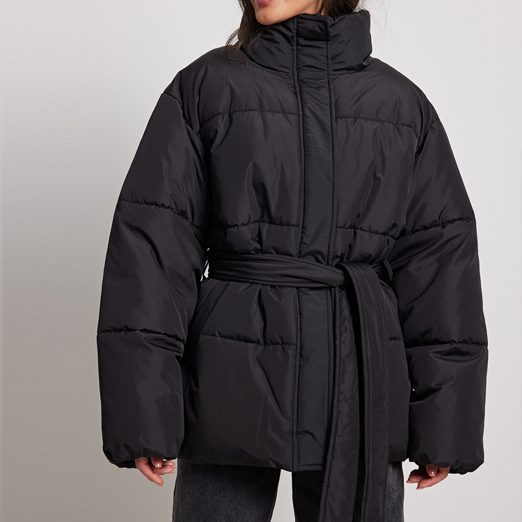 Geriausiai parduodamas moteriškas ilgas pūkuotas paltas su gobtuvu – individualizuota moteriška pūkinė striukė su diržu – AIKA