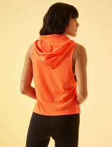 Mellores vendas de roupa de verán de ximnasio de fitness Logo personalizado para mulleres Sudadera con capucha lisa Top de tirantes en branco acanalado
