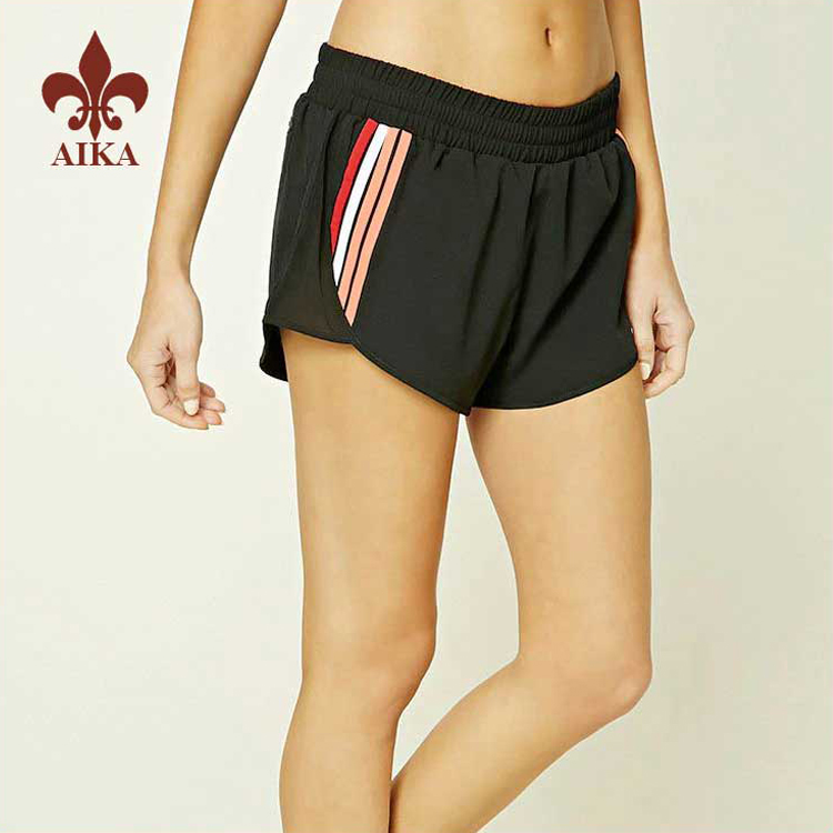 Vêtements de sport pour femmes de haute réputation - Shorts cargo d'été 100% nylon pour femmes personnalisés en gros de haute qualité - AIKA