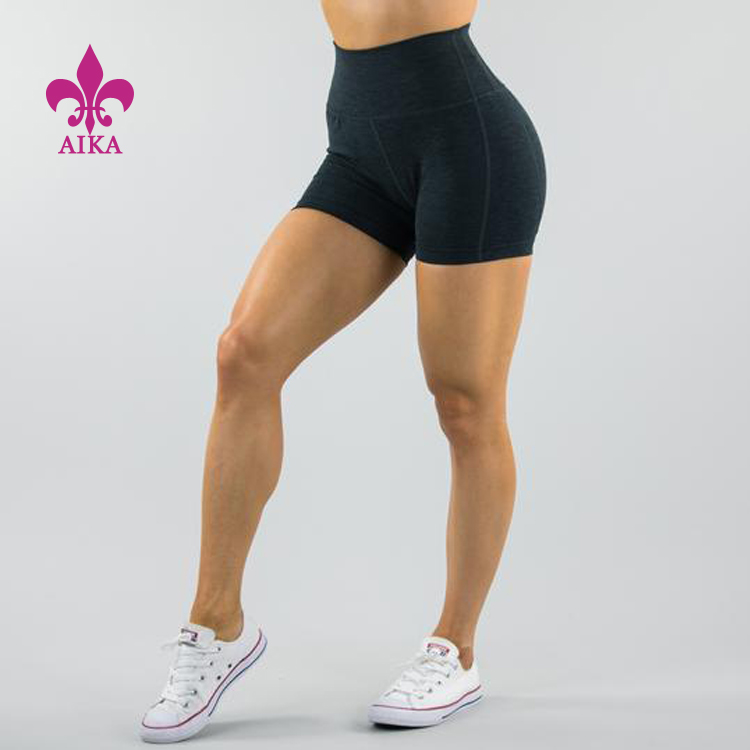 Högkvalitativ anpassad 4-nål 6-linjers polyester spandex yogakläder Dry fit sportgymnastikshorts för kvinnor
