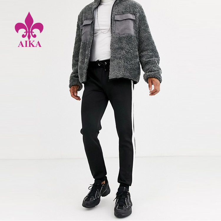 Kitajska tovarna kratkih hlač za plažo - moške športne tekaške obleke po meri s stranskimi črtami, hitro sušeče trenirke, ozke tekaške hlače - AIKA