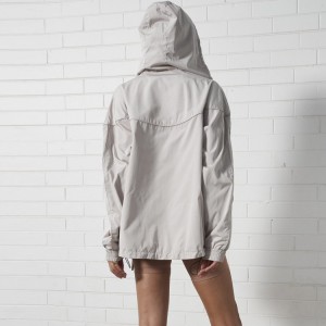 Custom Veleprodaja 100% najlon lagane vjetrootporne ženske sportske jakne s punim zatvaračem