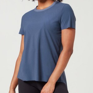 New Arrivals Högkvalitativ träning med öppen rygg Gym Tom t-shirt anpassad tryckt för kvinnor