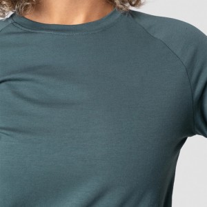 China Factory OEM Hege kwaliteit oanpaste trekkoord ûnder froulju Plain Crop Top Long Sleeve Gym T-shirts mei tomme gat