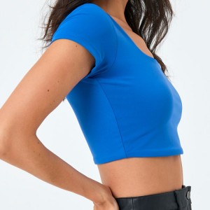 စိတ်ကြိုက်ပုံနှိပ်စတုရန်းလည်ပင်းလေ့ကျင့်ခန်း Slim Fit အမျိုးသမီးများ ကြံ့ခိုင်ရေး ရိုးရိုး Crop Top Gym T Shirts
