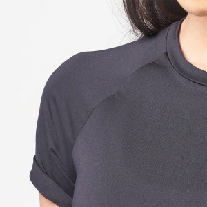 Højkvalitets Polyester Side Mesh Panel Bund Split Custom Almindelig Kvinder Gym Fitness T-shirts