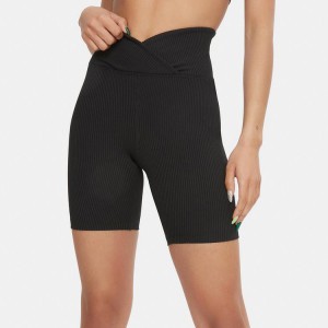 Aangepaste logo hoge taille geribbelde V-gesneden tailleband nylon gym yoga biker shorts voor dames