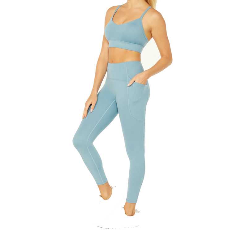 https://www.aikasportswear.com/wholesale-custom-athletic-fitness-set-two-piece-workout-gym-women-cross-strap-yoga-suit-with-pockets-product/