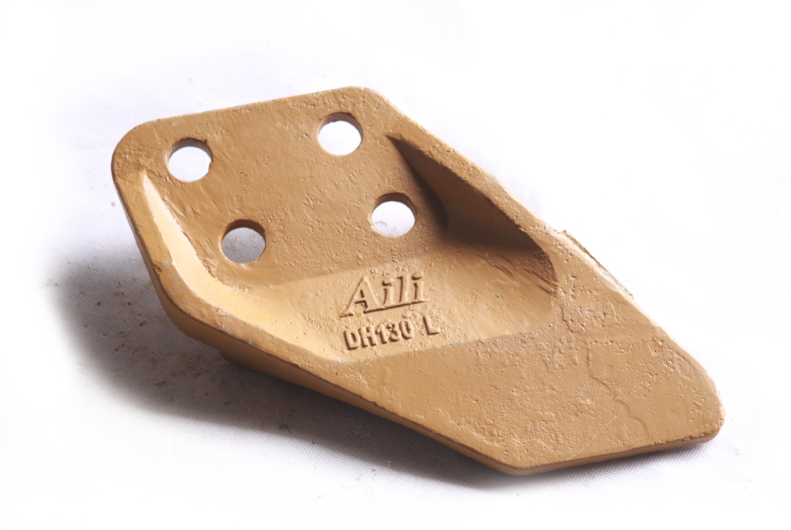 Deawoo 2713-1228, 2713-1229 DH130 4-hole Excavator Side Cutters  Form Aili Casting With High Quality