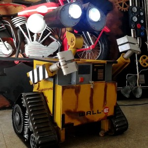Pasgemaakte retro yster groot WALL-E robotmodel