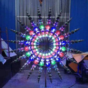 Seni mékanis logam spinner patung kinétik angin spinners patung