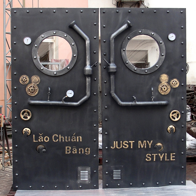 Portas de decoração estilo submarino de ferro estilo punk heavy metal retrô Imagem em destaque