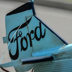 គំរូយន្តហោះ Ford ខ្នាតធំឆ្នាំ 1928 ដែកបុរាណ