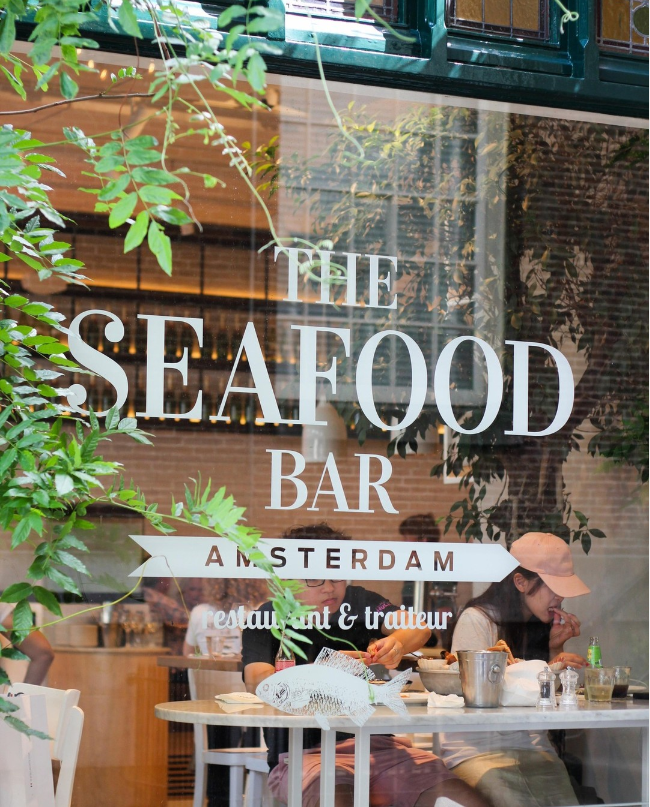 How to create a punk style Netflix seafood bar?