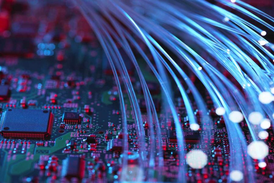 7 razones para elegir fibra óptica en lugar de cable de cobre