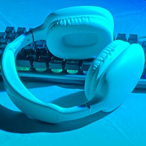 नयाँ उत्पादनहरू अद्वितीय Hifi संगीत कम विलम्बता वायरलेस यूएसबी सी हेडफोन रेडियो हेडसेट