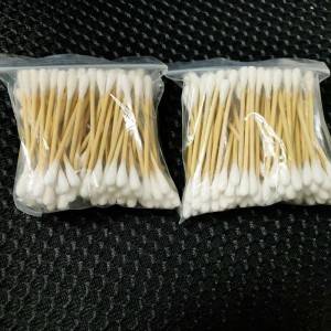 Customized Disposable Organic Cotton Wood Or Plastic Handle Cotton Swab