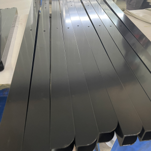 Perfiles de aluminio para sistemas de montaje solar.
