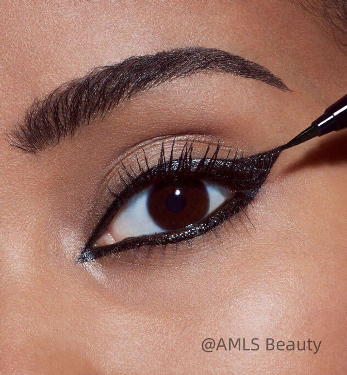 How to use AMLS Beauty black thin eyeliner