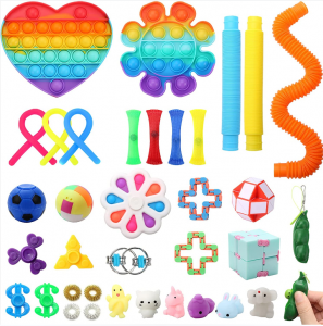 Fidget Toys 35 Pack, Big Pack Fidget Toys 35 PCs for Kids, Best Fidget Sensory Toys Bulk, រង្វាន់ថ្នាក់រៀន, ប្រដាប់ប្រដាក្មេងលេងប្រអប់ Treasure Box, Pinata Stuffers, Party Favors, Goodie Bags Filler for Boys and Girls