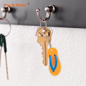 Öko-frëndlech Amazon Hot Sale Neiegkeet PVC Flip Flops Slippers Schong Keychain Accessoiren Spillsaachen fir Kanner