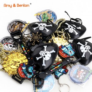 Pirate Party Supplies Kit (26 Pob), Pirate Toys Halloween Decorations Maze Game, Keychain, Pendant, Eyepatch, Neeg Hlau Tes