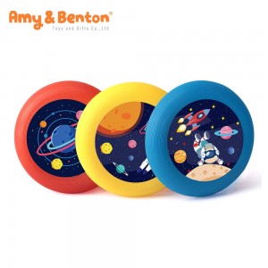 4 Adet Uçan Disklerin Uzay Teması 3 Renk Mevcut Açık Hava Sporları ve Oyunları için Uygun Parti Lehine Oyuncaklar ve Çocuklar için Hediyeler