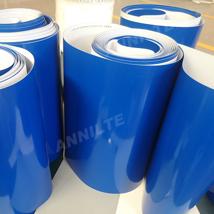 PVC konveierilint: mitmekülgne lahendus tõhusaks materjalikäsitluseks