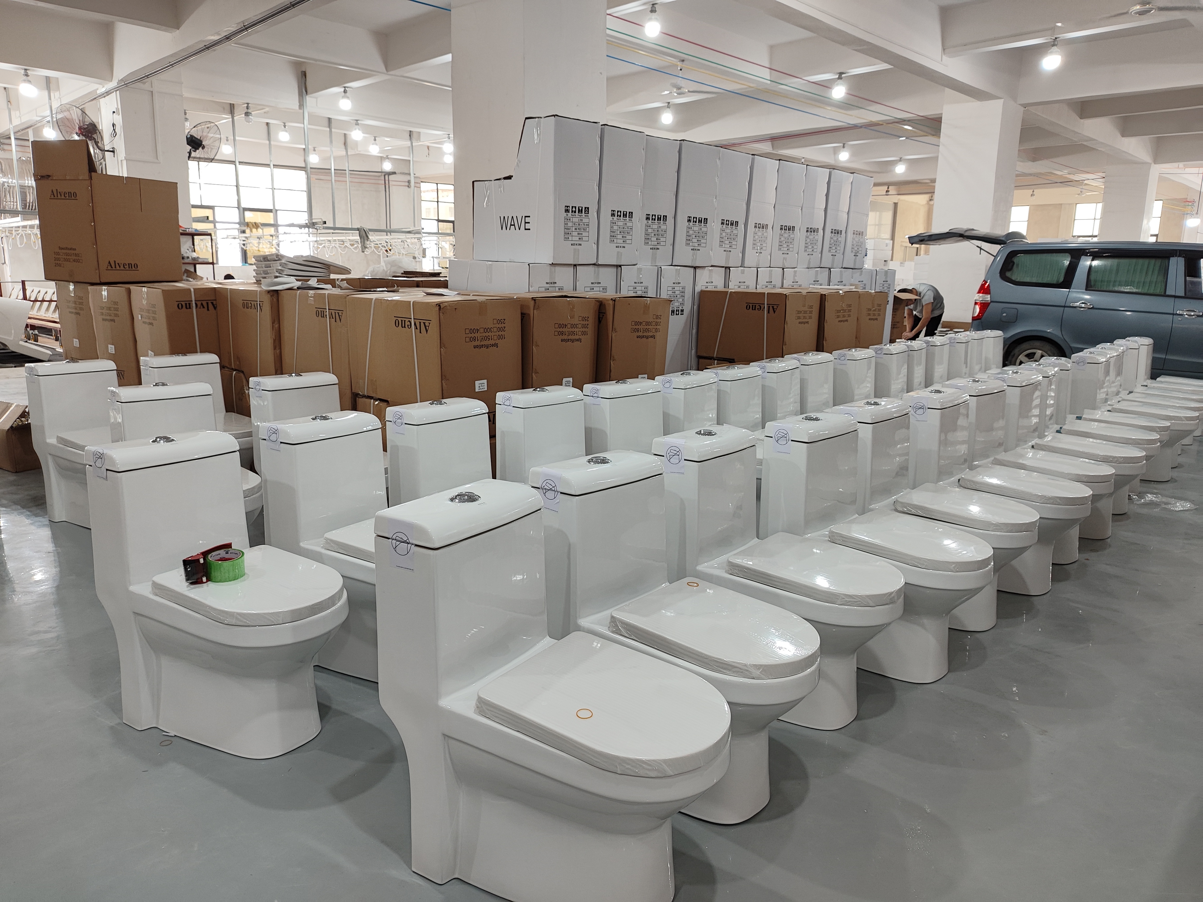 Rūpnīcas tualetes ražošana un kvalitātes pārbaude