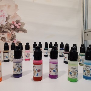 24 bouteilles d'encre à base d'alcool de couleur vibrante peinture à l'alcool encre de résine pigmentée pour gobelets d'artisanat en résine peinture d'art fluide acrylique