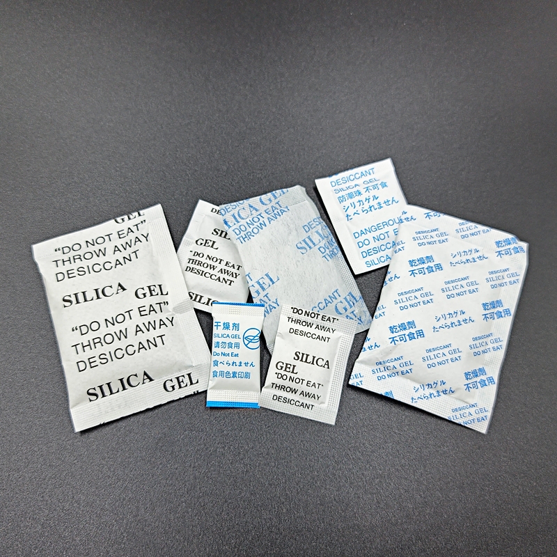 Small bag of desiccant