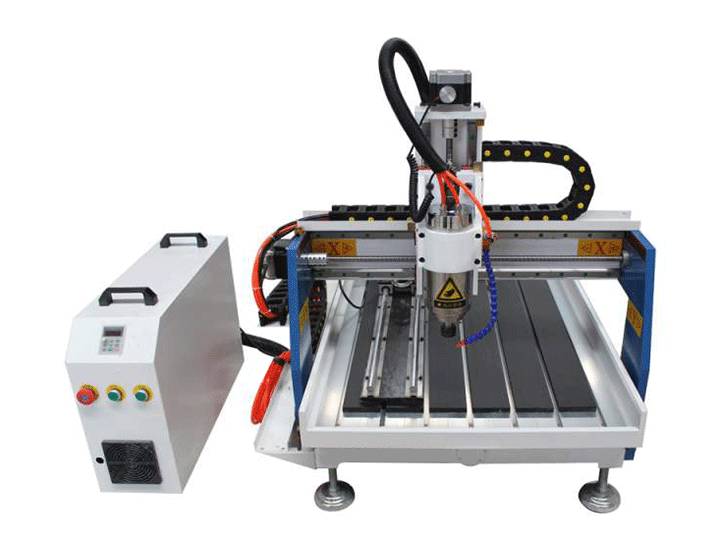 Enim müüdud CNC metalli lõikamise graveerimismasin 6090