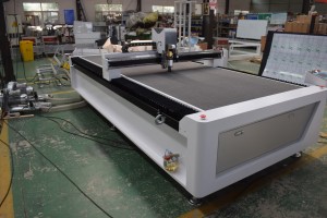 2022 Topprankad CNC oscillerande knivskärmaskin till salu till överkomligt pris
