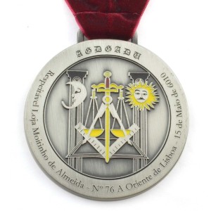 Medalla relixiosa de ouro e prata antiga a granel personalizado por xunto con cinta