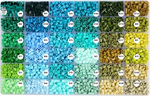 Artkal ຂາຍສົ່ງຂອງຫຼິ້ນດ້ານການສຶກສາ diy ເກມປິດສະຫນາທາດເຫຼັກ hama beads set plastic 5mm 33,480 hama perler beads 3 Boxes Set