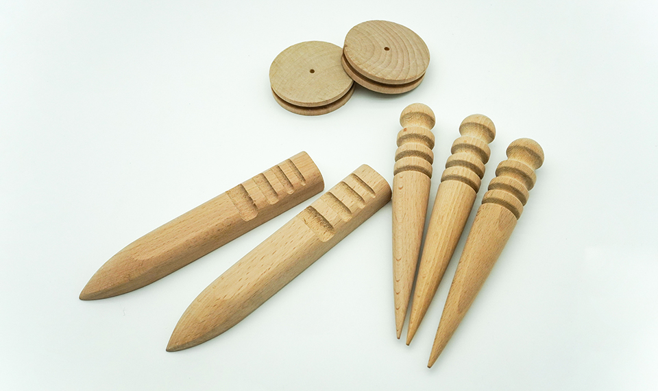 Round-Rod-Shaped-Wooden Edged