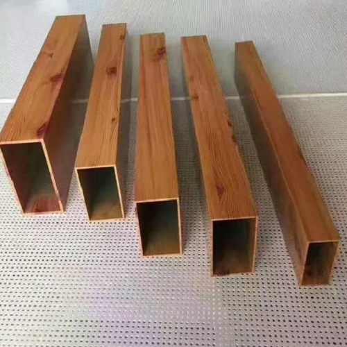 Nhà sản xuất nhôm vân gỗ: quy trình sản xuất nhôm định hình vân gỗ