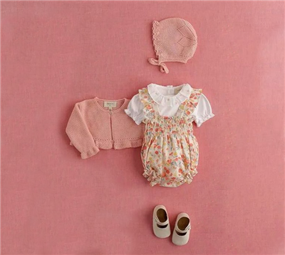 Culoarea populară pentru hainele pentru bebeluși în primăvara/vara 2023