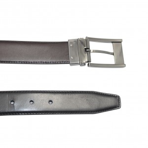 Chain Link Reversible Belt for an Edgy Look 35-23275