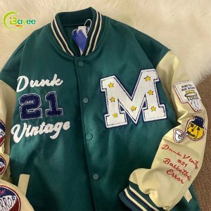 El cuero del logotipo de encargo envuelve las chaquetas del equipo universitario de los hombres del béisbol de la universidad del bordado de la felpilla