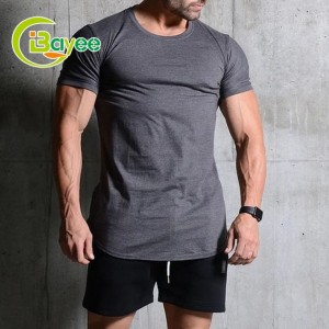 पुरुषों की छोटी आस्तीन वाली जिम फिटनेस टी-शर्ट