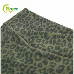Set di leggings da donna con stampa leopardata per sollevamento dell'anca